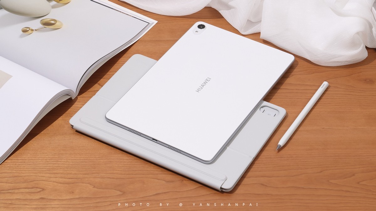 华为平板matepadair对比苹果 (华为平板matepad 2019评测)