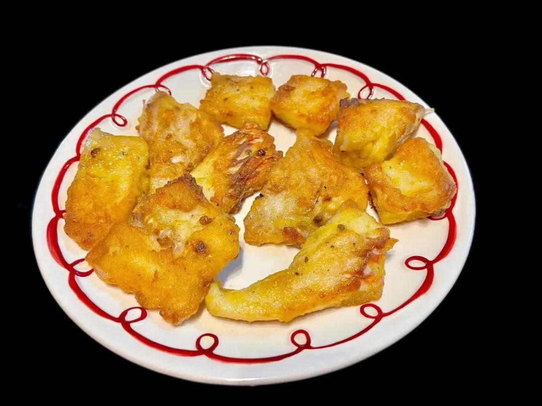 潮爸家7月2日午餐记录,湛江野生鹦鹉鱼,与苏眉青衣齐名海中珍品