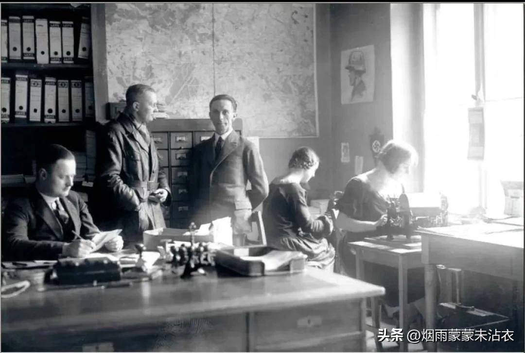 率部叛乱打砸纳粹总部，多次对抗希特勒的冲锋队首领斯滕內斯