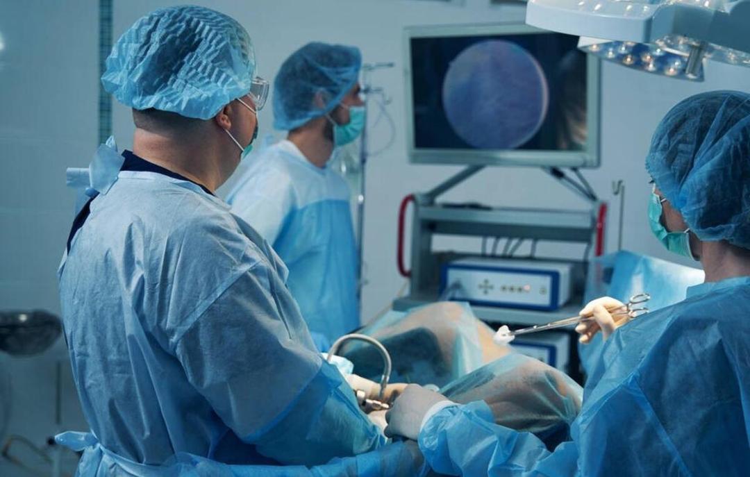 张雪峰谈临床医学专业前景,张雪峰临床药学和临床医学哪个好