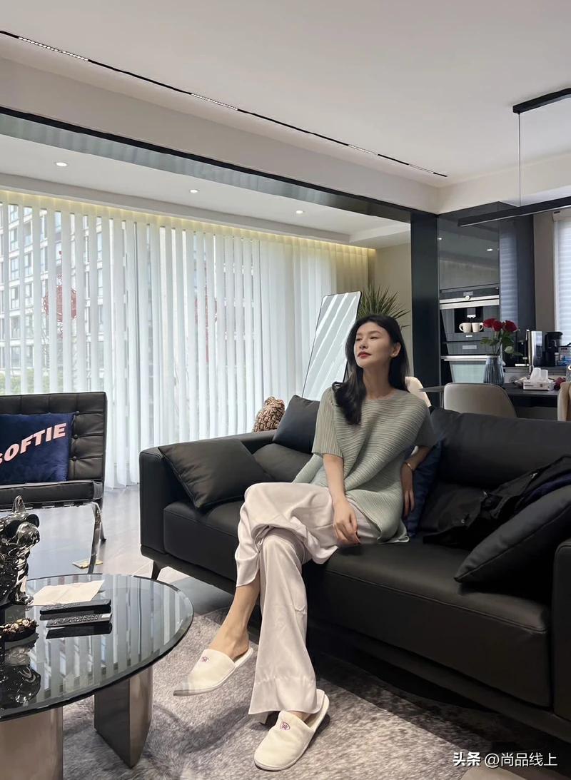 一个被褶皱服饰承包的夏天，【FBee菲必】永久褶皱，⁮不用熨烫