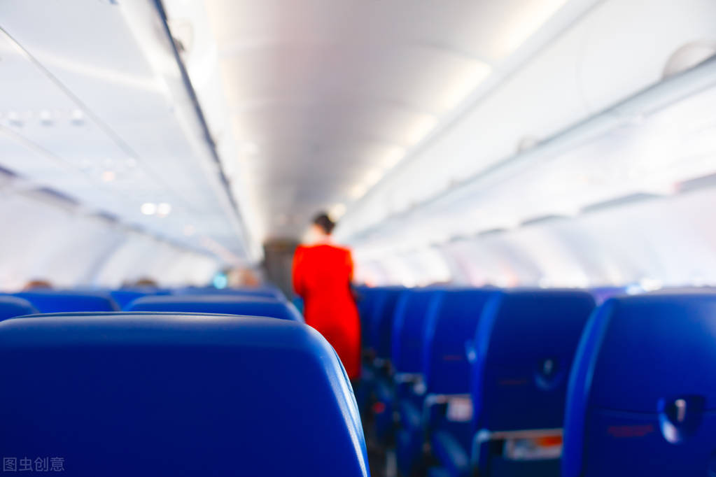 导游带团队第一次坐飞机详细流程,导游真实经历100例