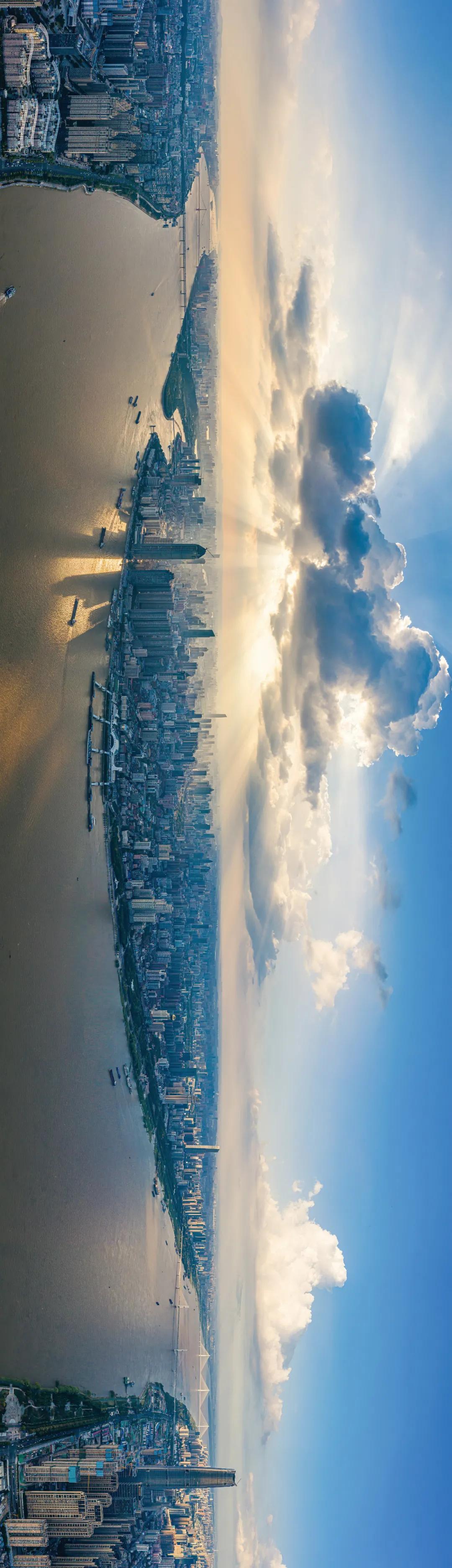 九州通衢冲上云霄去星辰大海