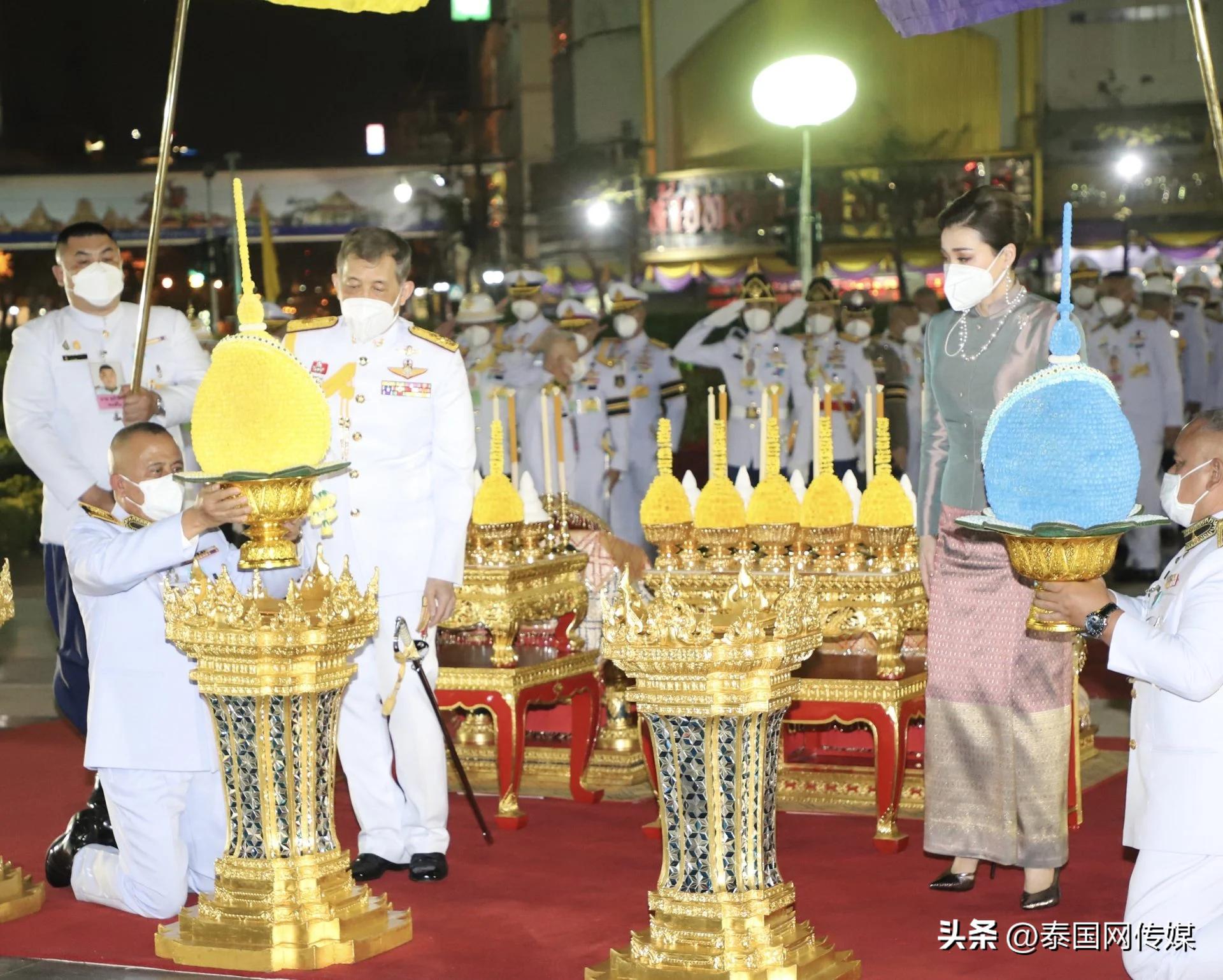 泰国国王出席英国国王加冕仪式,泰国国王携王后现身英王加冕礼