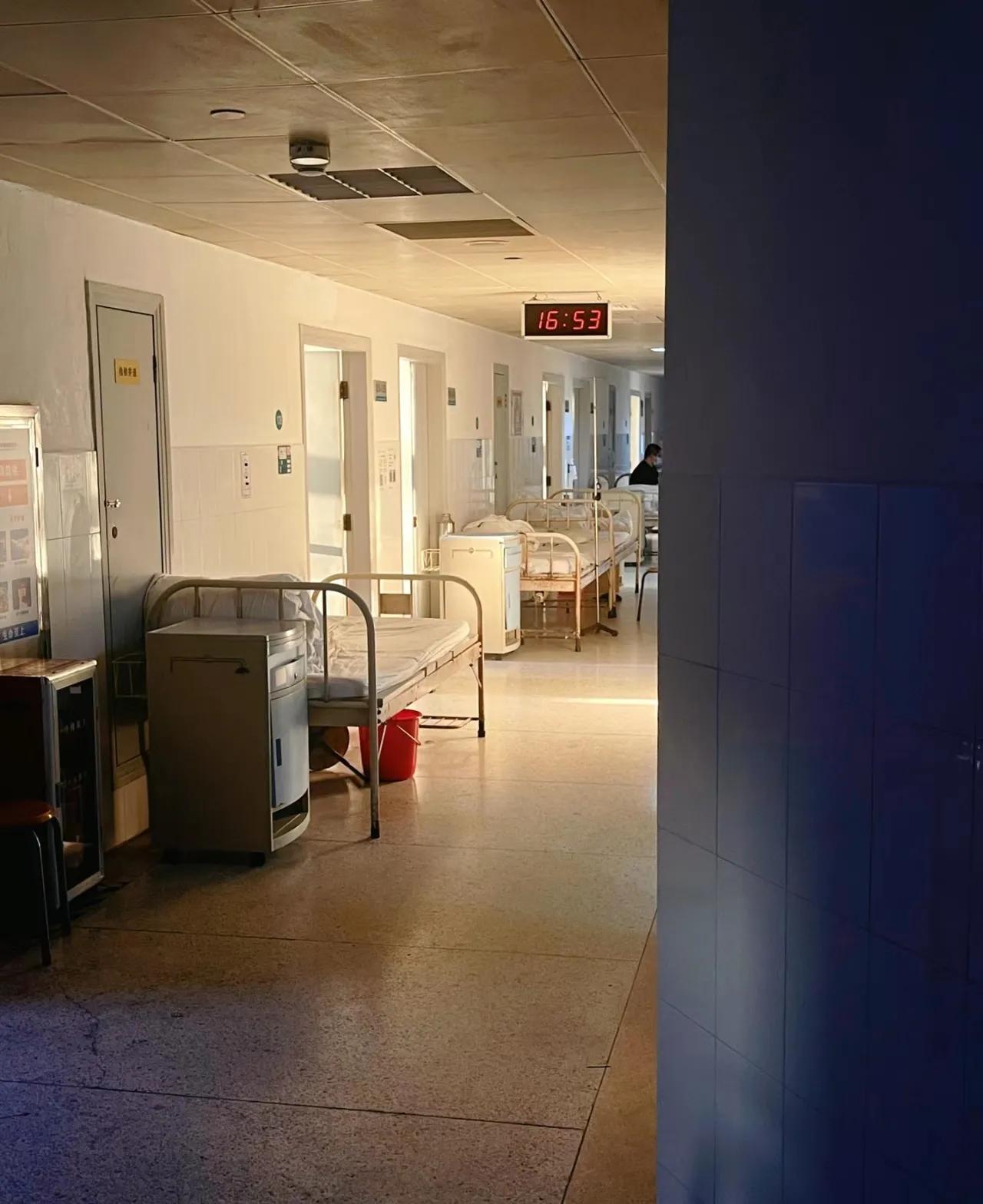 陪孩子重要还是挣钱重要,挣钱和陪孩子哪个重要的抖音视频