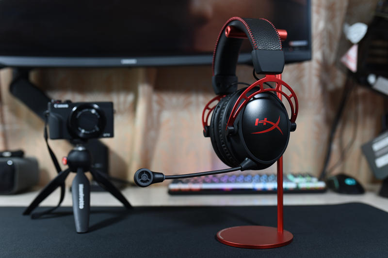 续航炸裂,hyperx阿尔法无线版和有线对比