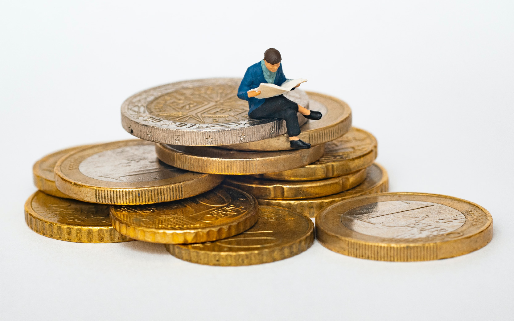 特斯拉走下神坛,特斯拉跌下神坛