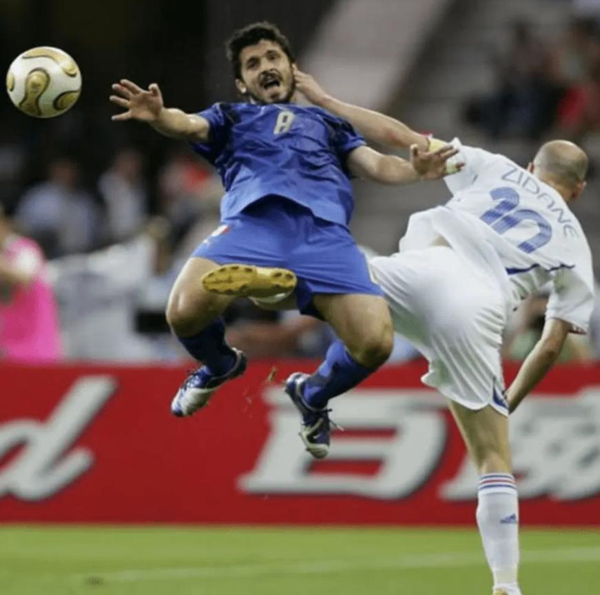 赛场上搞笑的瞬间救人,职业赛场上的十大爆笑场面