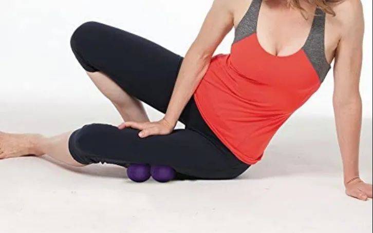 跑步脚踝疼的按摩方法,跑步锻炼脚踝关节的方法