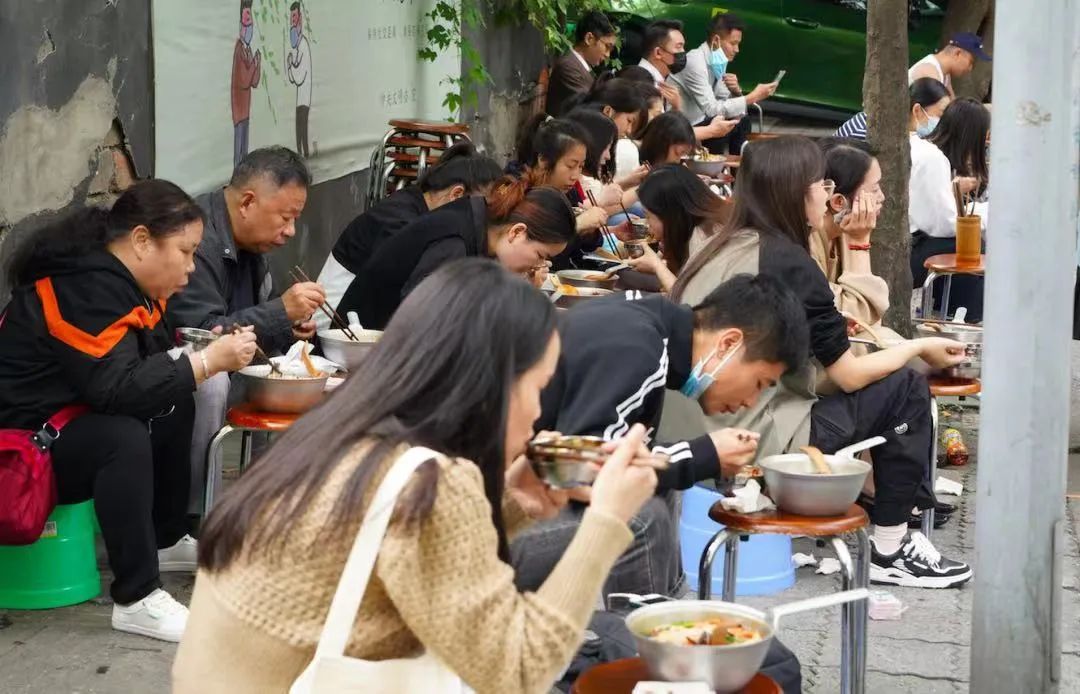 米线火爆生意,米线界的新赛道