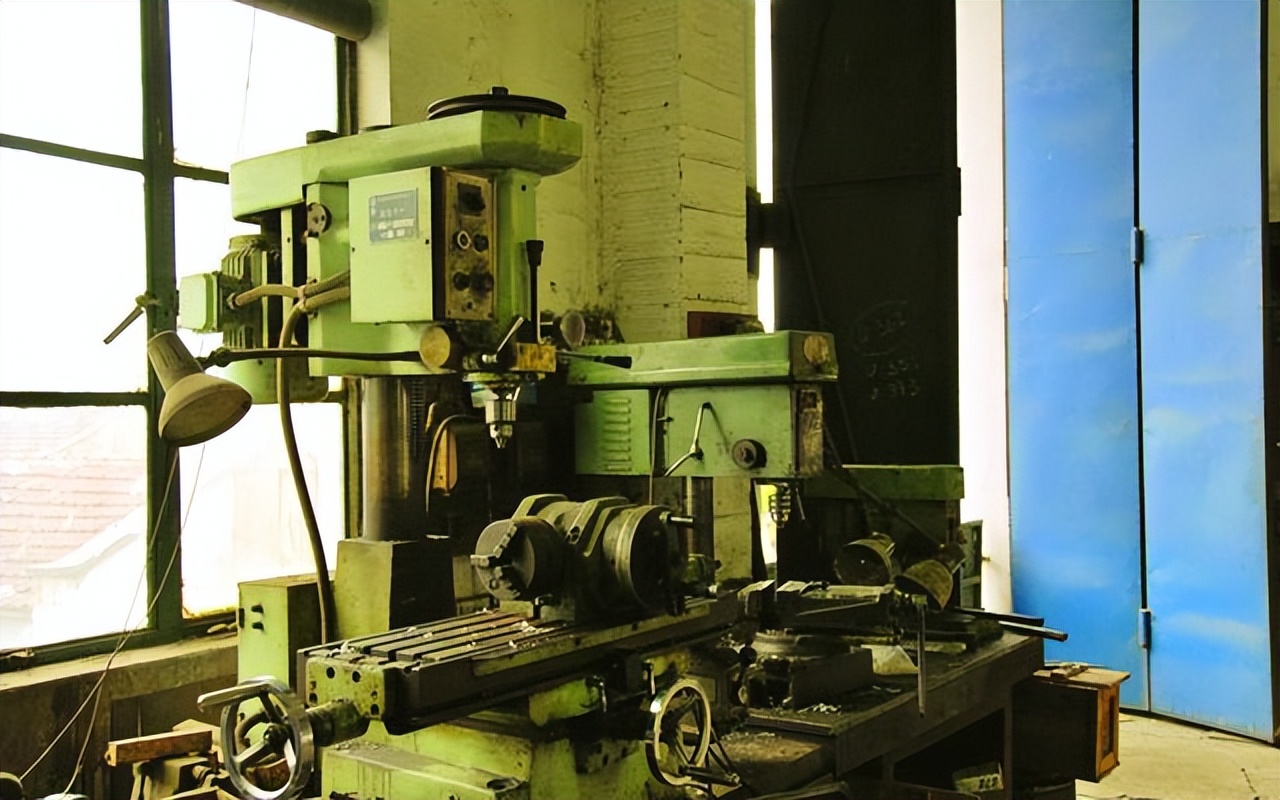 边锋集团董事长,边锋机械集团老板是谁