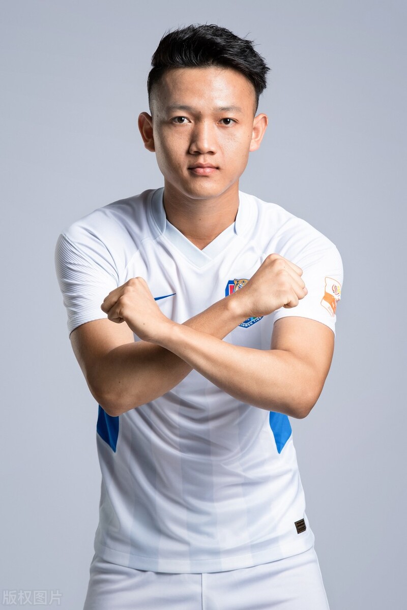 天津津门虎全家福英语版,天津全家福照片