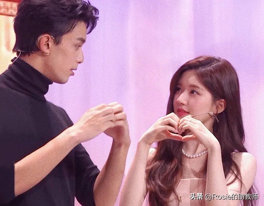 赵露思怎样练马甲线原视频,怎样拥有赵露思同款马甲线