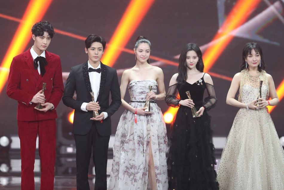 当氛围感美人遇到真美人，朱茵输多赢少，鞠婧祎章子怡暴露颜值