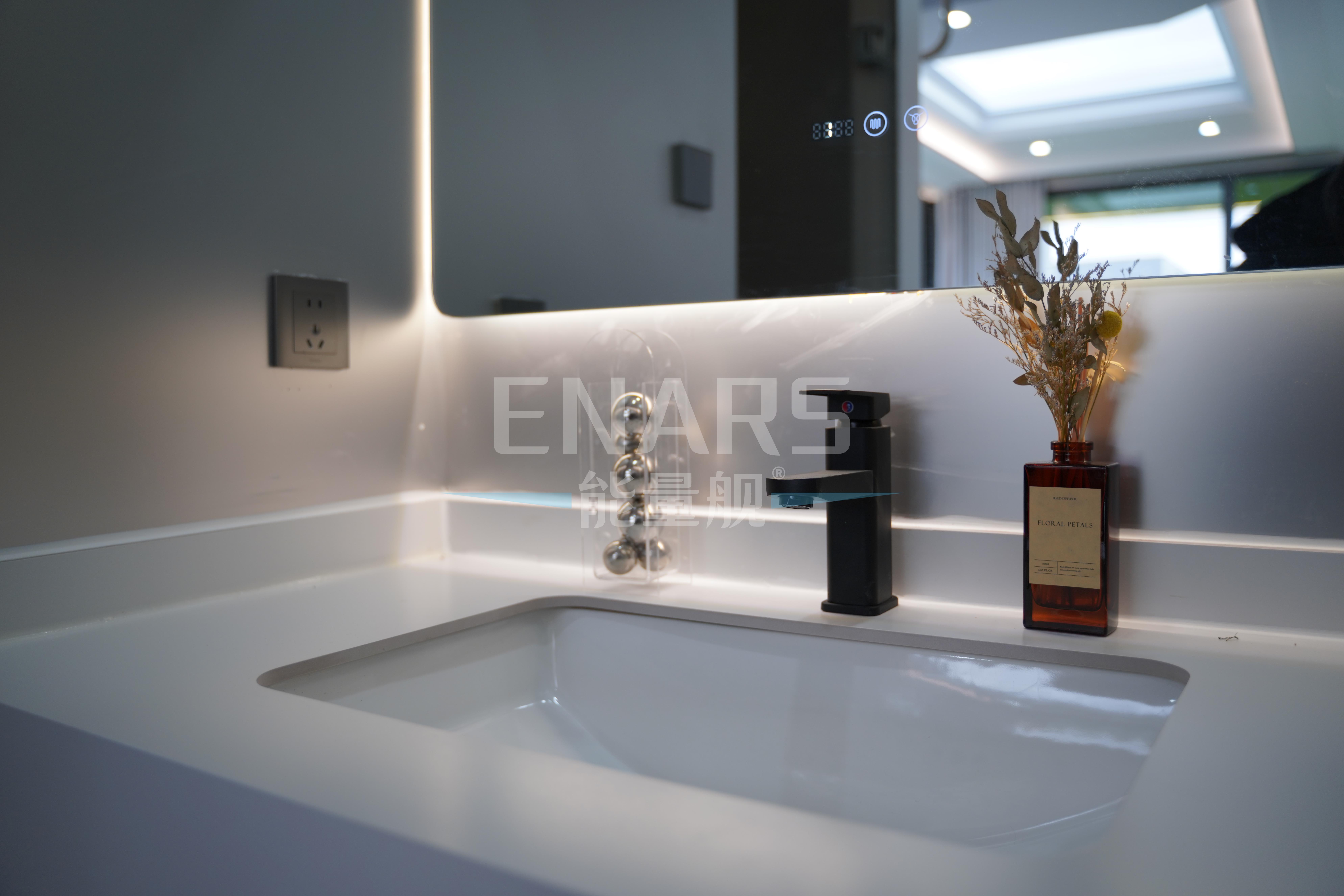 可移动太空舱民宿能量舰EV10助力深入推广“智能化旅居理念”