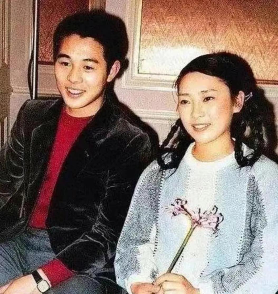 李连杰老了的图片,李连杰近照苍老似老头