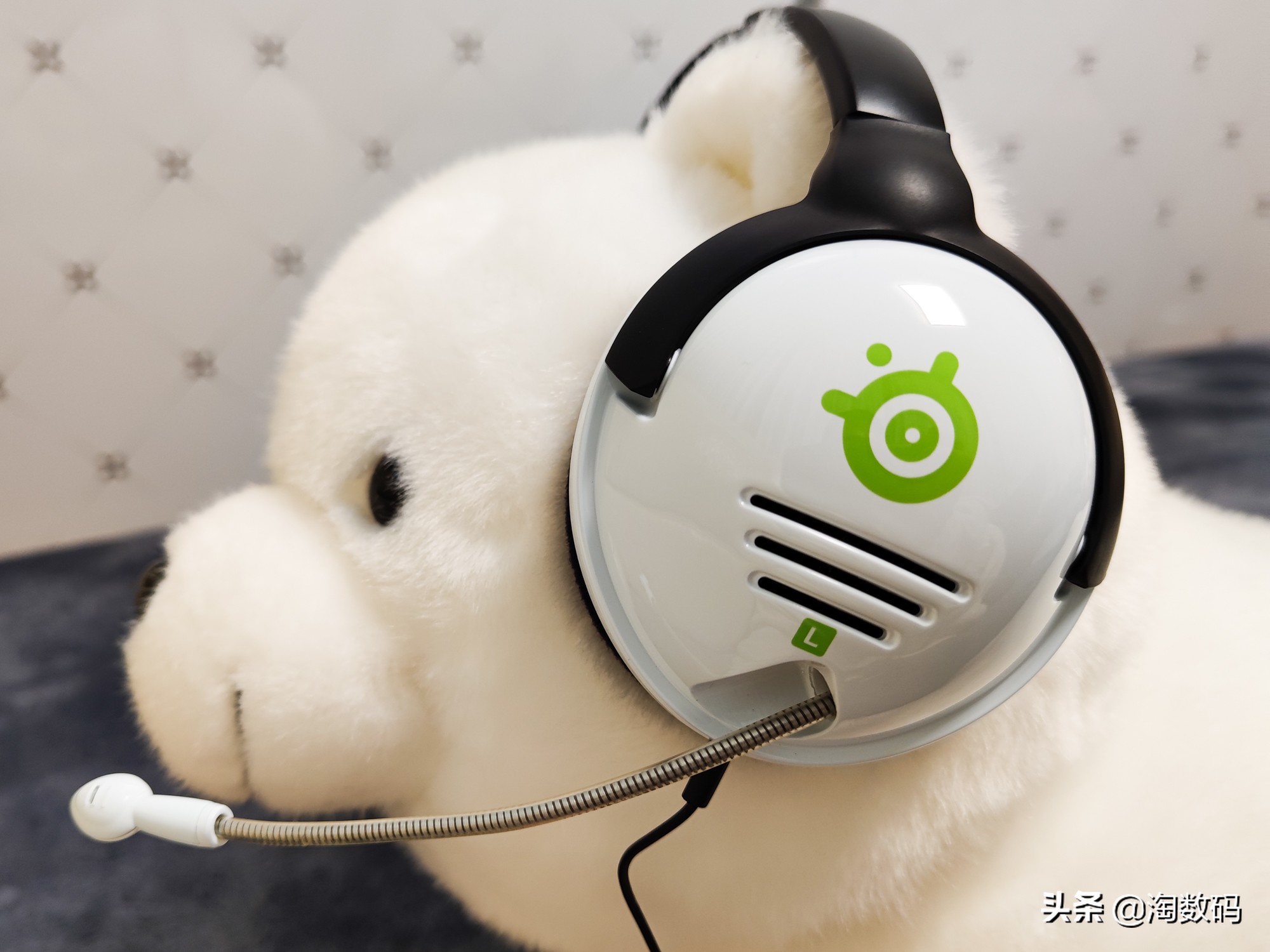 赛睿西伯利亚v2霜冻之蓝耳机测评,赛睿steelseriesaerox3wirelessblack