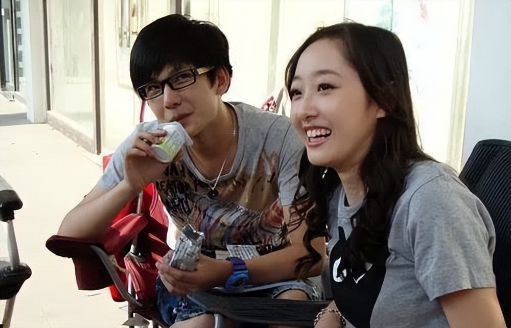 内娱“四大小生”，有人“家暴”绯闻缠身，有人“不务正业”