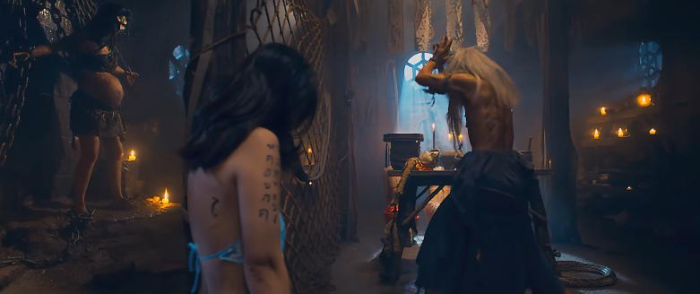 上映7小时，就拿下4个第一，我断言：这部电影，很快会火向全网