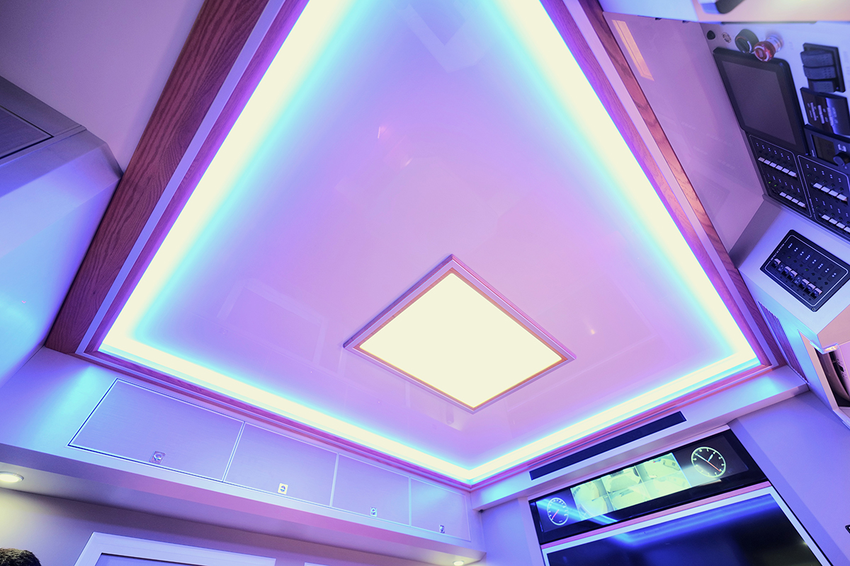 重汽曼恩拓蓝标房车,新款重汽曼恩4x4房车