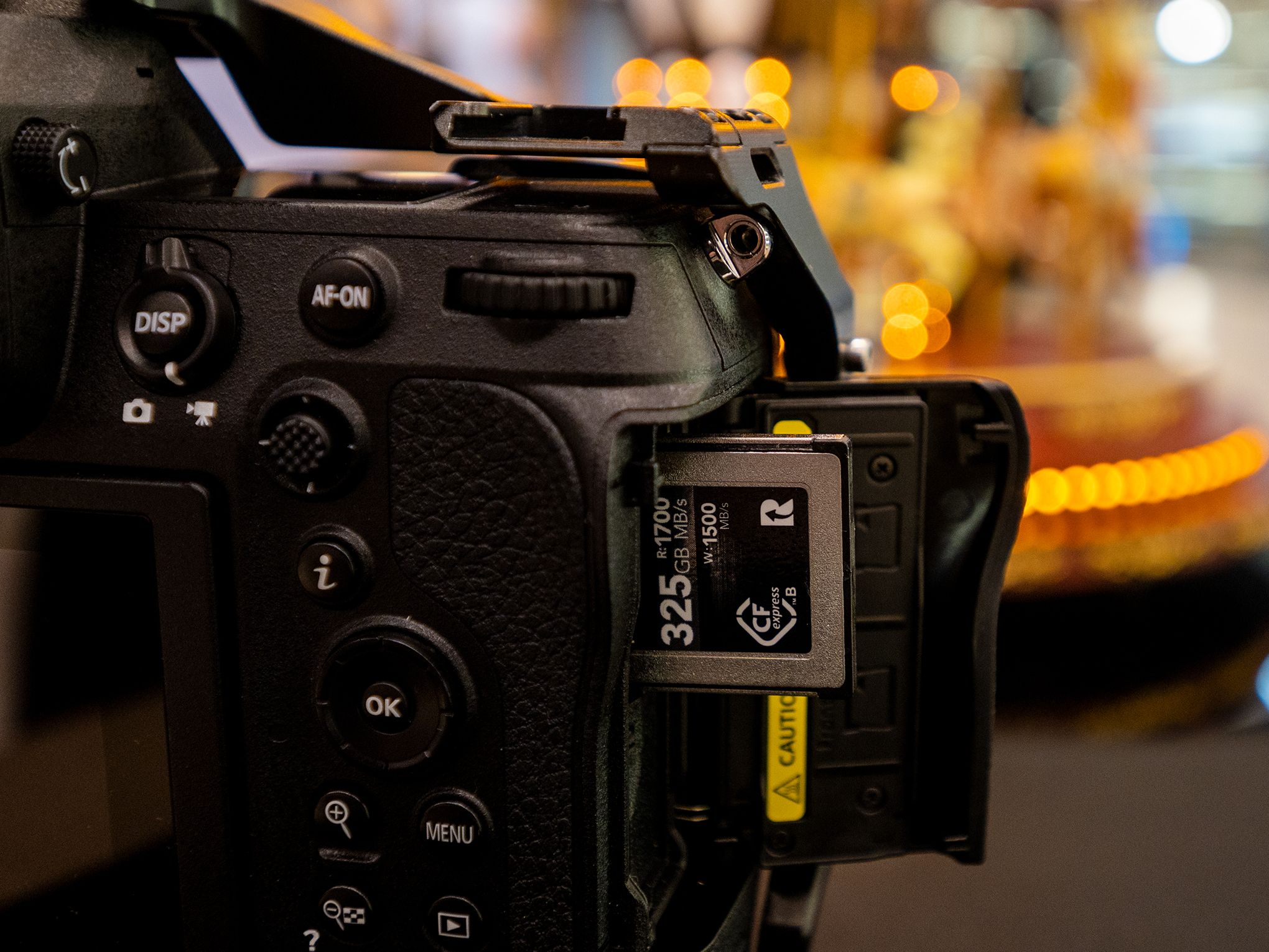 单反存储卡选品牌,单反相机cf卡和sd卡区别