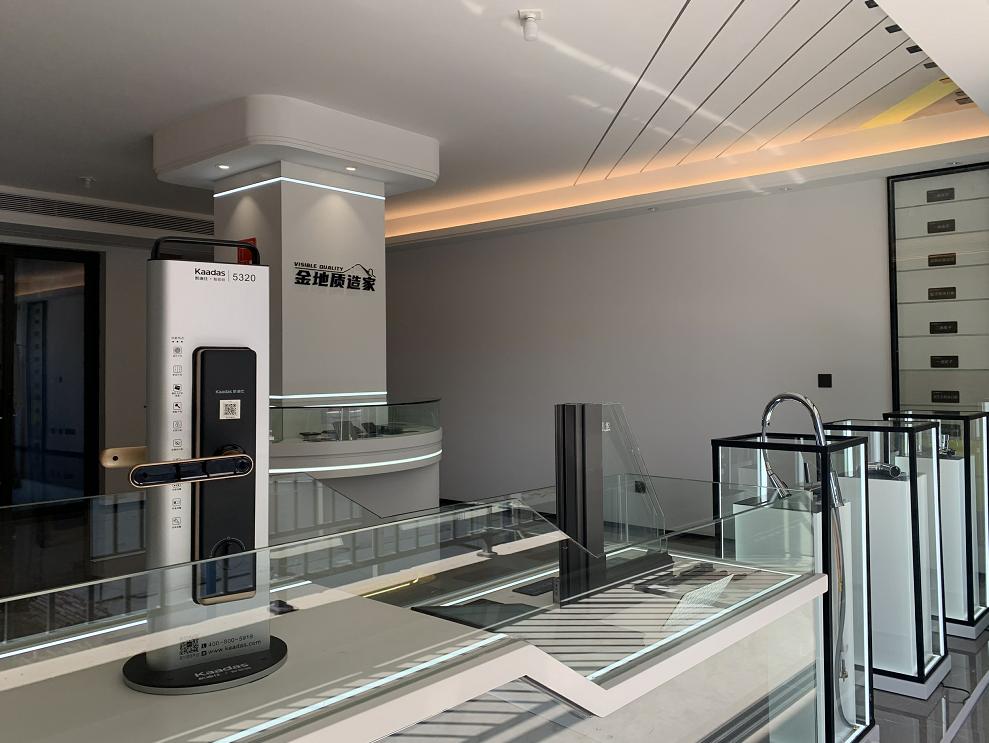 买个顶楼担心卖不掉,大家都不愿意买顶楼的原因