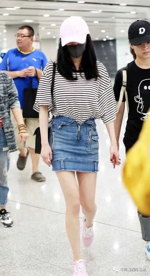 胸大怎么穿衣服不肿,胸大怎样穿衣服才显胸小