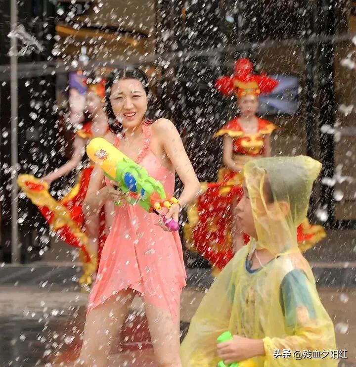 云南泼水节的习俗,云南泼水节的时间和习俗