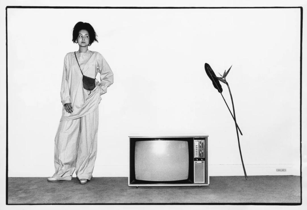 那位曾靓绝时尚圈、串起欧洲上流社会的超模为何落魄至此……