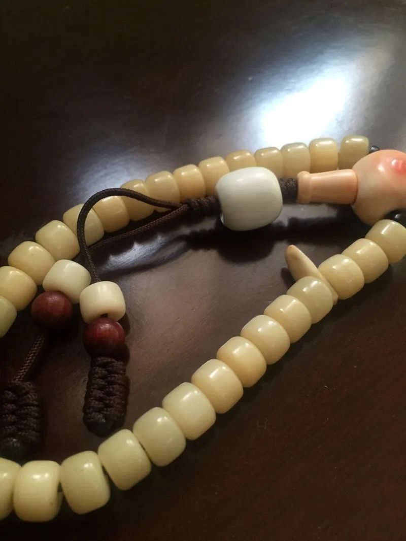 哪种手串更容易上包浆,手串包浆香味少