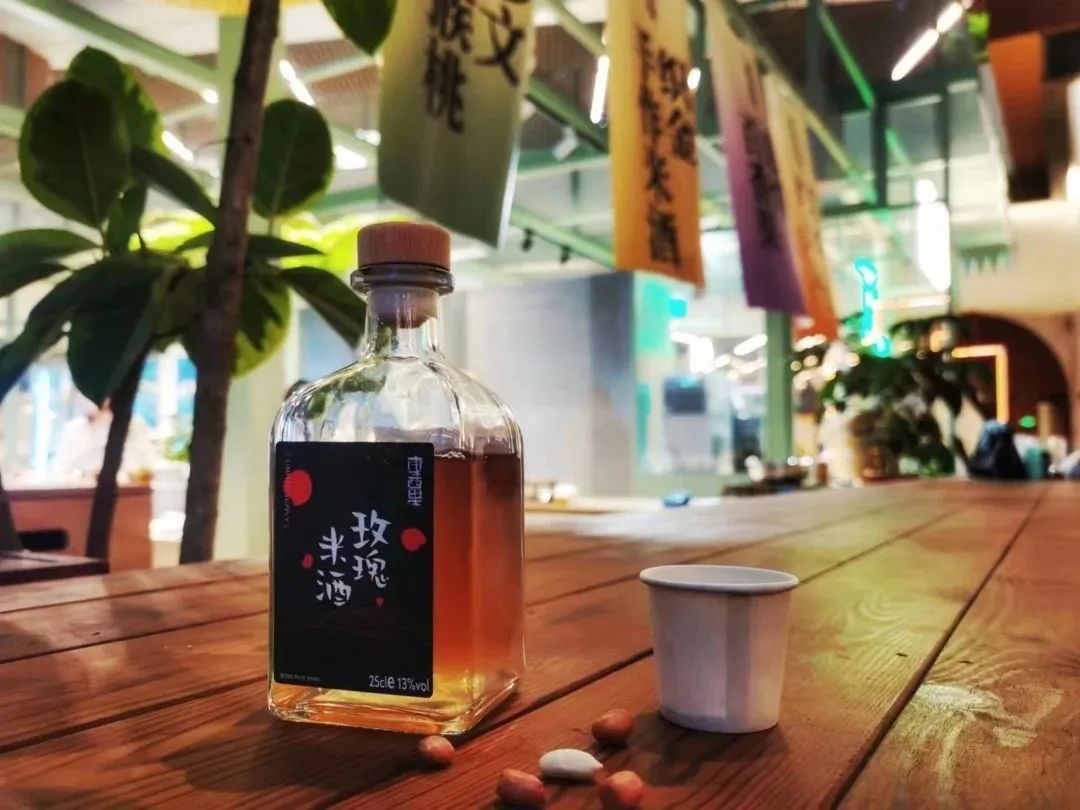 小布摄影团丨魔都夜生活的N种打开方式，快收藏起来→