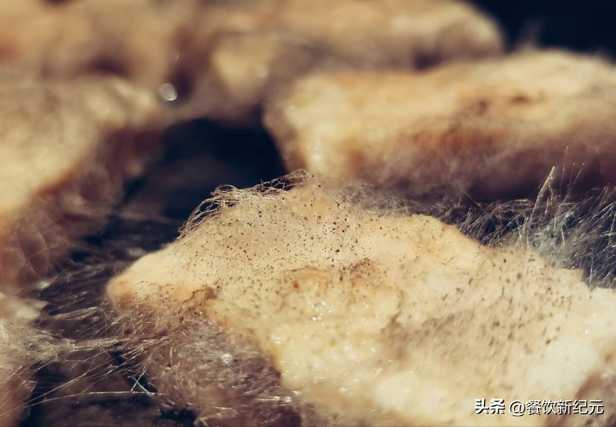 四大难吃的小吃螺蛳粉,顶级美食螺蛳粉为什么会那么臭