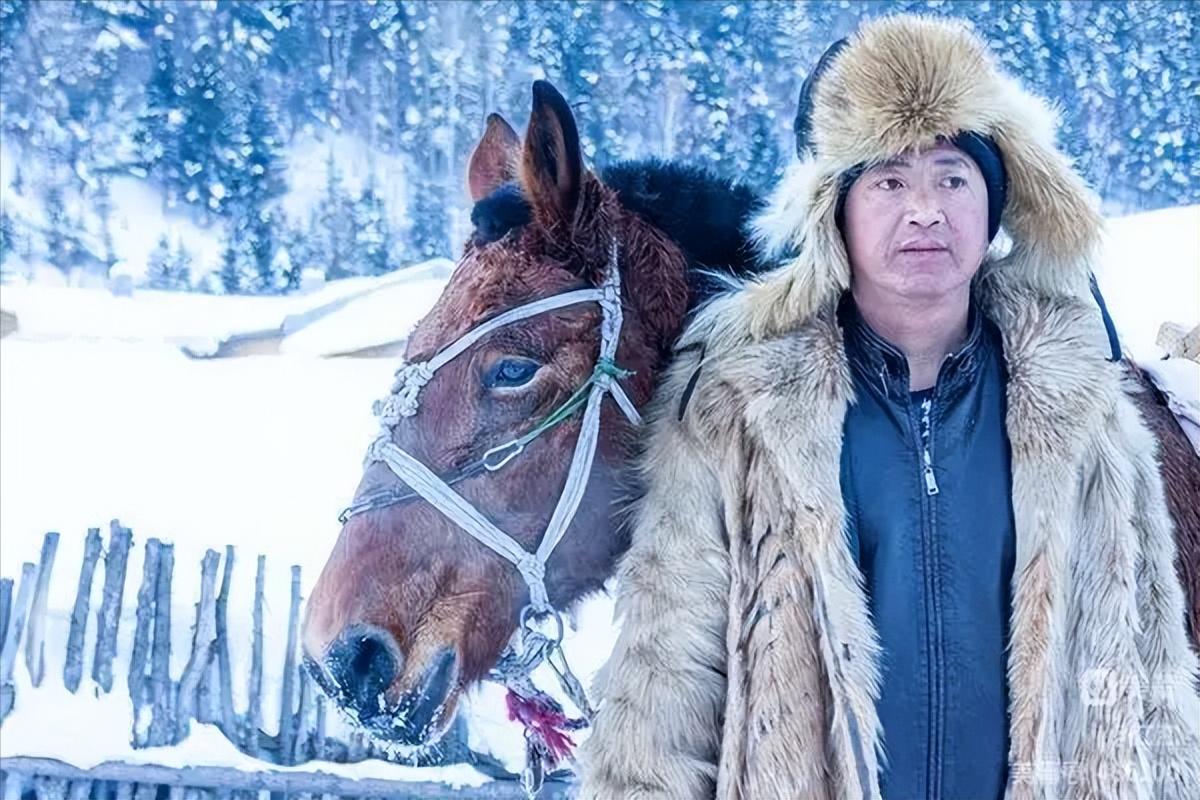 “十七年”电影中，田野、工厂与*会集**，是呈现幸福生活的主要地点