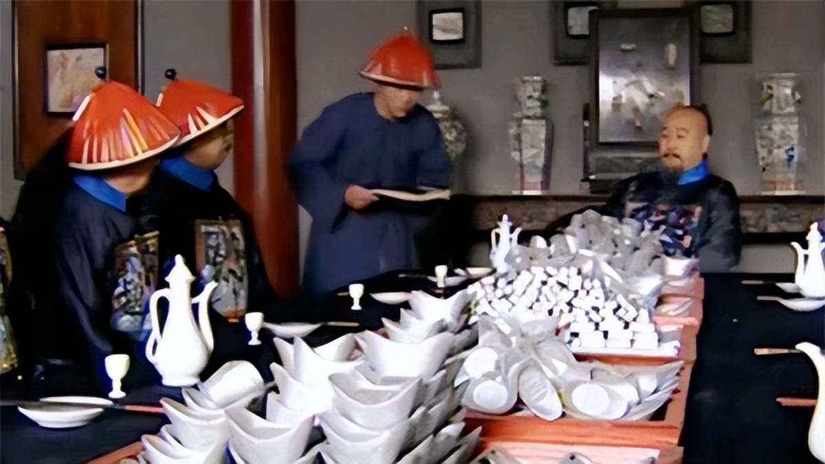 古代一两金子等于多少文铜钱,古代一两金子等于多少