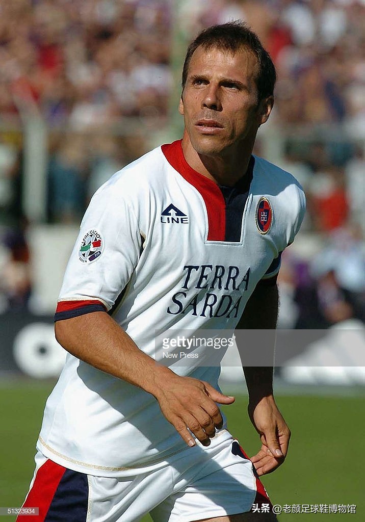 世界第一品牌足球鞋,世界顶尖足球鞋