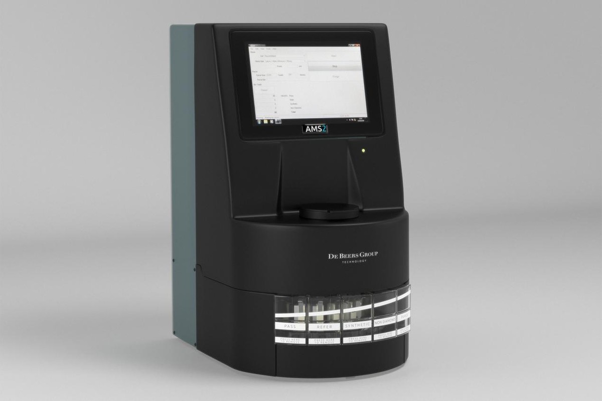 河南人工钻石是真钻吗,人工钻石产自中国河南