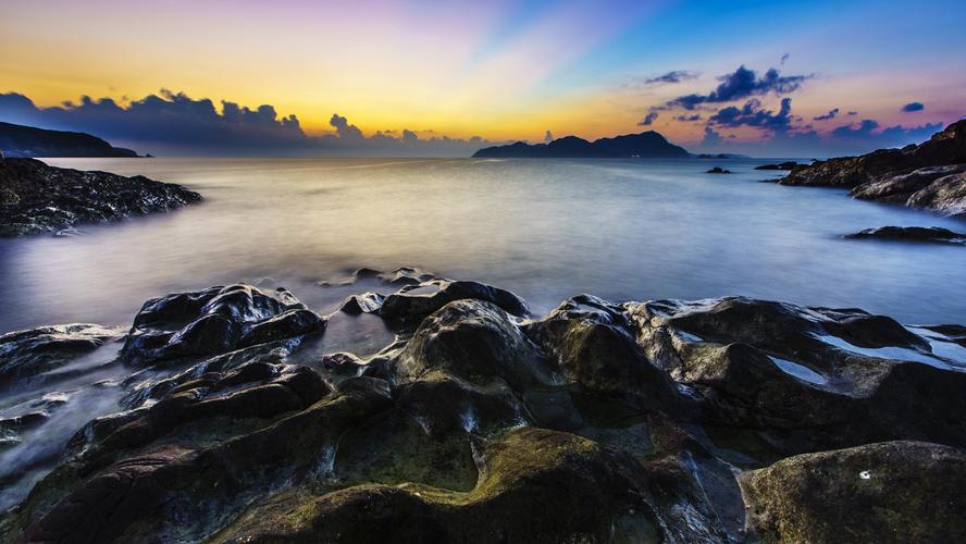 在时间的河流里,在时间的河流沉淀自己的灵魂