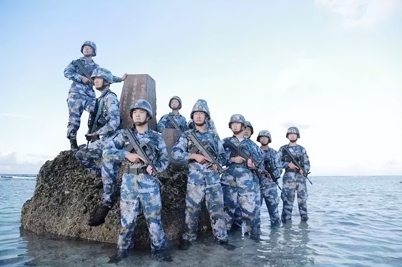 赖在仁爱礁的菲律宾军舰现状,赖在仁爱礁的菲律宾军舰过得如何