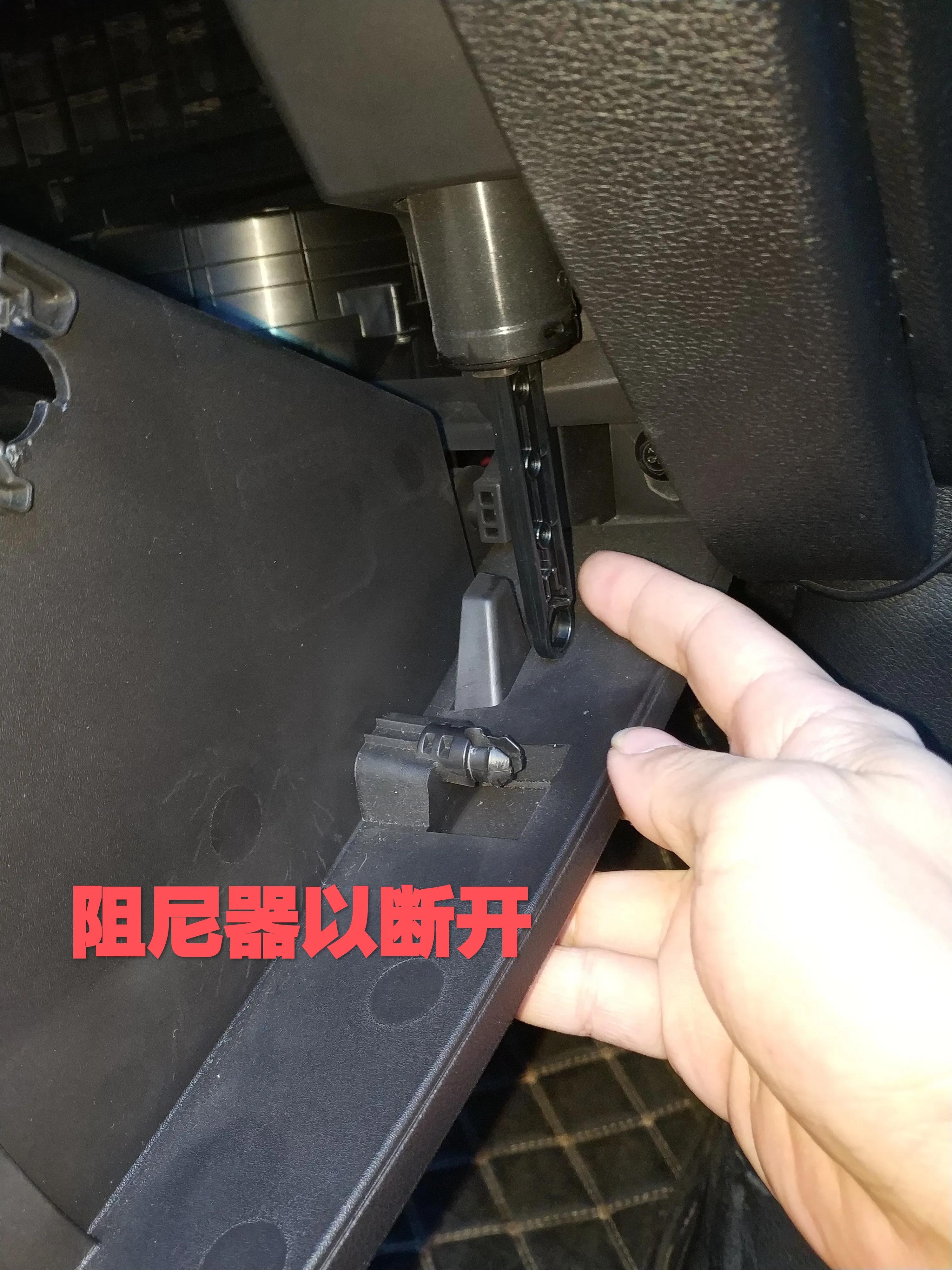 2021瑞虎七空调滤芯拆卸教程,奇瑞2018瑞虎3x空调滤芯怎么拆卸