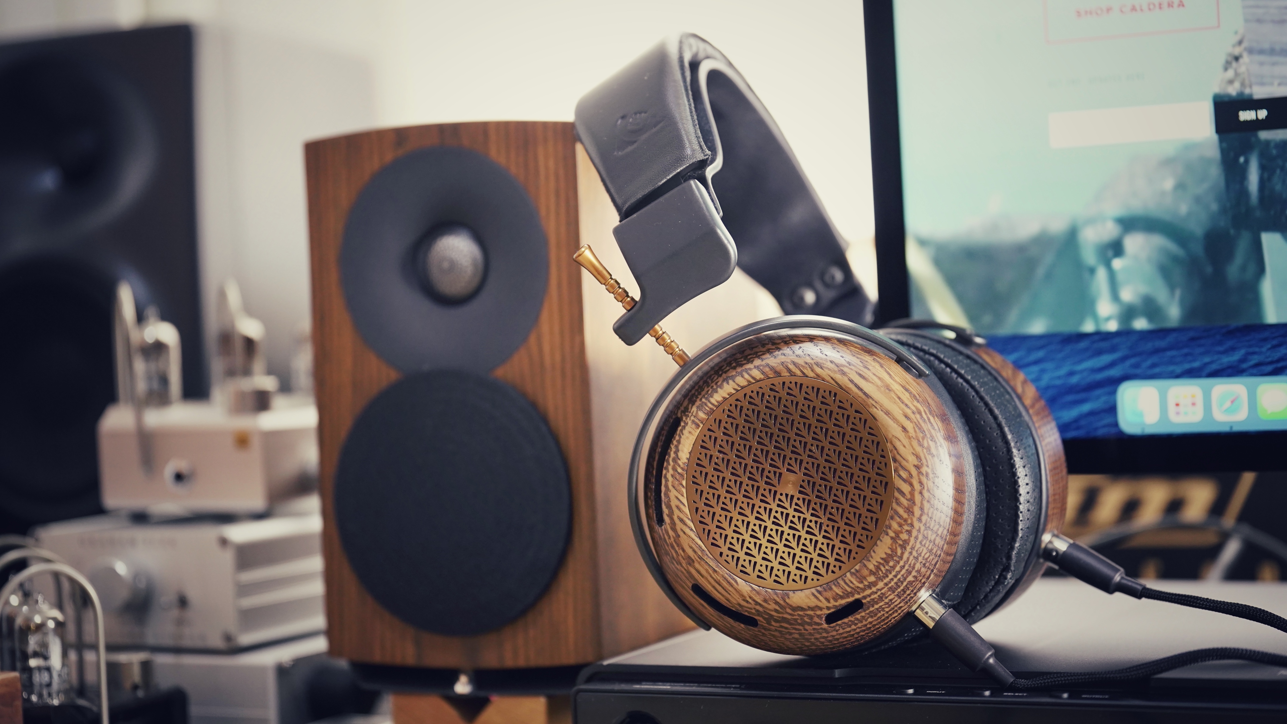 三百块钱好用耳机,三百块音质好的蓝牙耳机