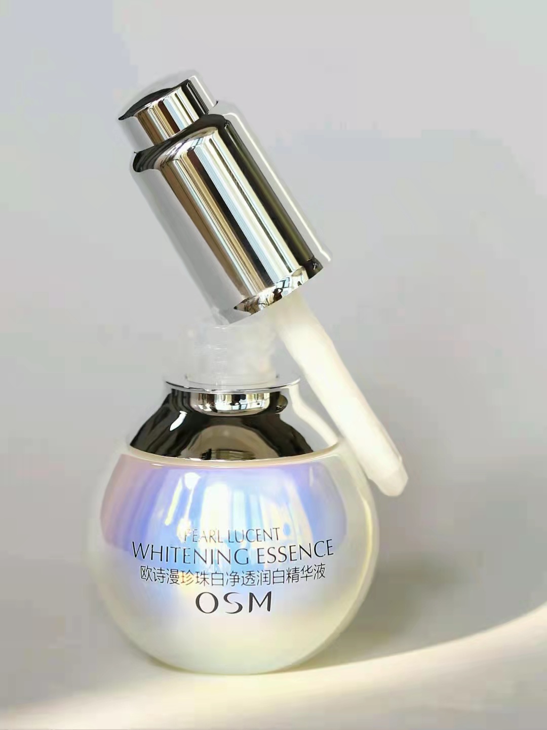 推荐几款最好用的美白精华,noreva美白精华和topix美白精华