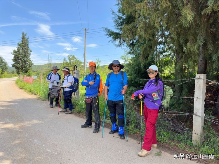 走进昆明安宁，爬癞乌包山、走车木河水库，收获了简单纯粹的快乐