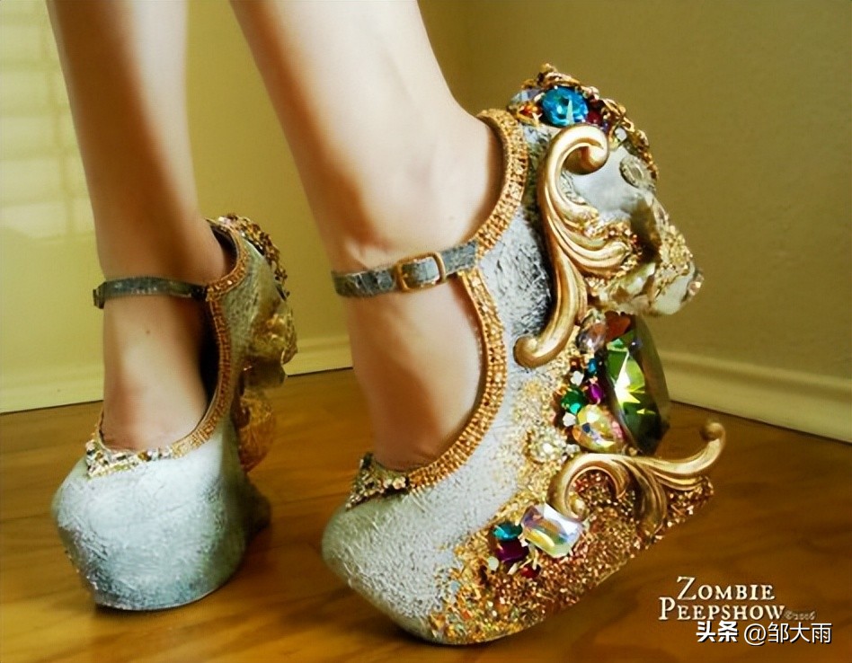 跨界时尚到底多奇葩？盘点18双史上最怪异鞋合集，网友：离谱到家