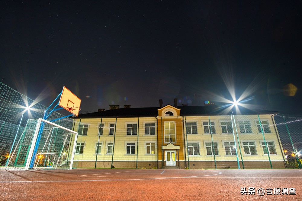 笼式足球能推动更多人踢球,长春市室内足球运动