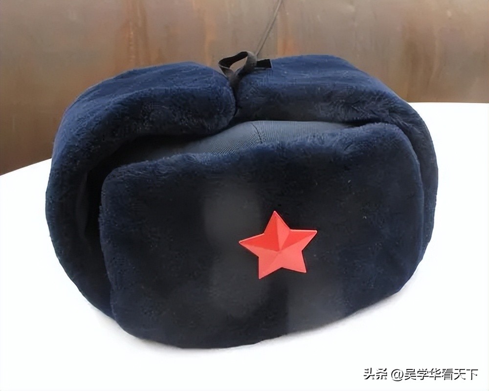 李宁日本兵服装是谁设计的,李宁新品服装像日本服装