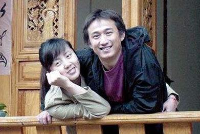 黄磊孙莉盛世美颜,黄磊黄多多孙莉长腿短发