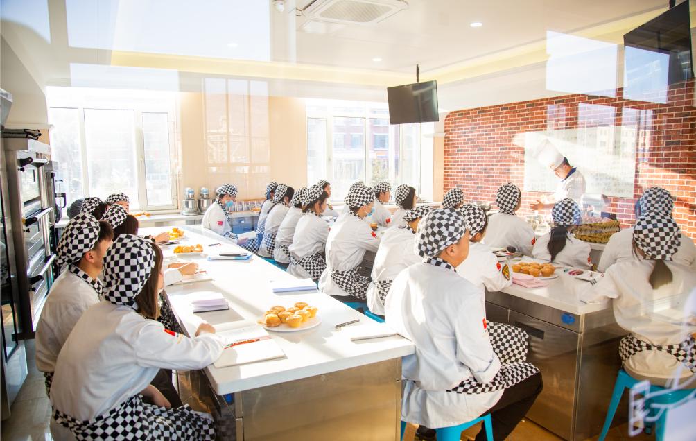 创业项目推荐西点专业,学西点想开店学什么专业