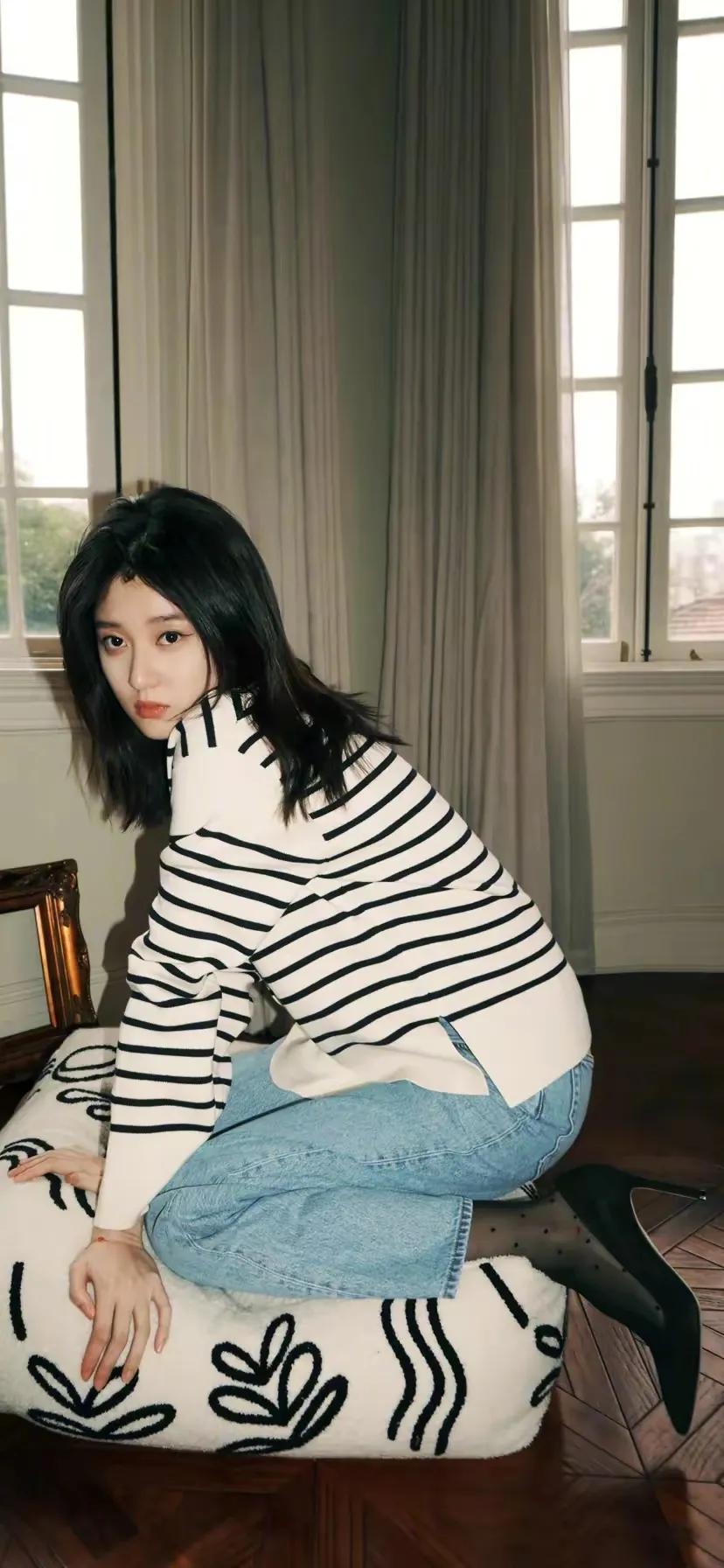 春风唤雨润花田，葱茏岁月韵琴弦