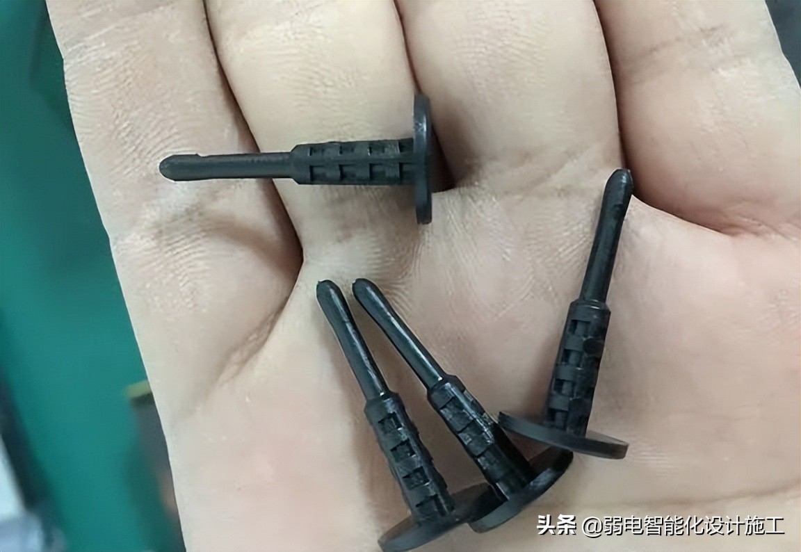 怎么自己组装一台电脑需要什么,如何学会组装一台电脑