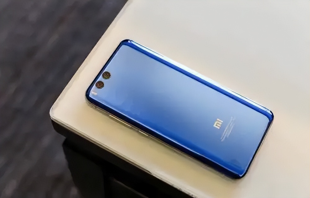 手机突然发烫提示冷却,手机自身温度突然发热是怎么回事